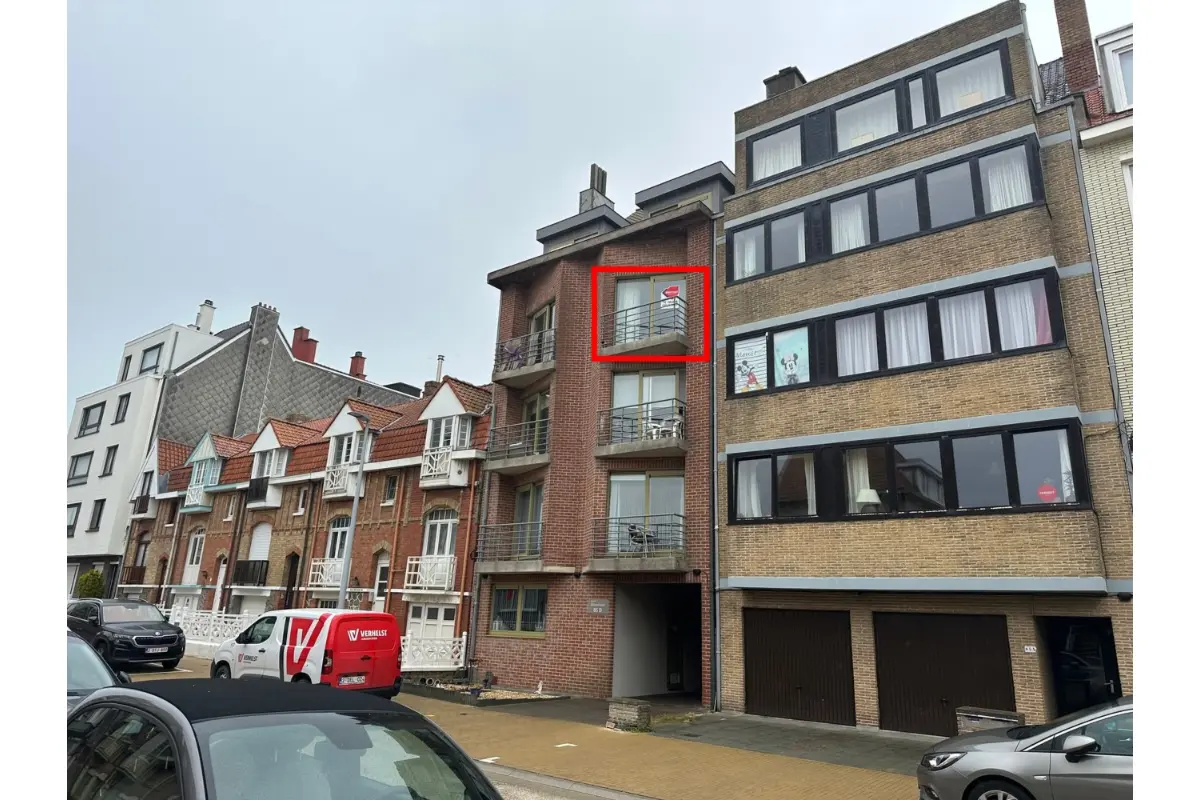 Appartement te  huur in Oostende 8400 725.00€ 1 slaapkamers m² - Zoekertje 819731