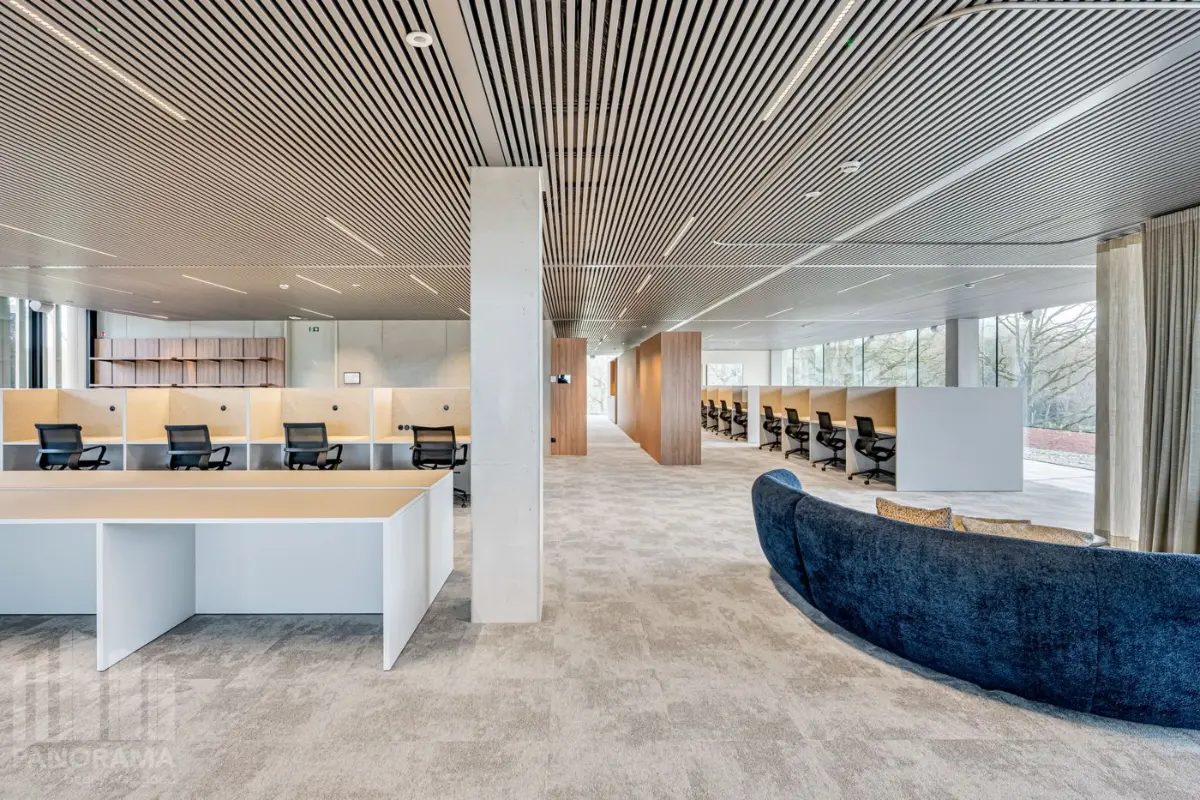 Handelszaak te  koop in Brugge 8000 2323520.00€  slaapkamers 639.00m² - Zoekertje 819783