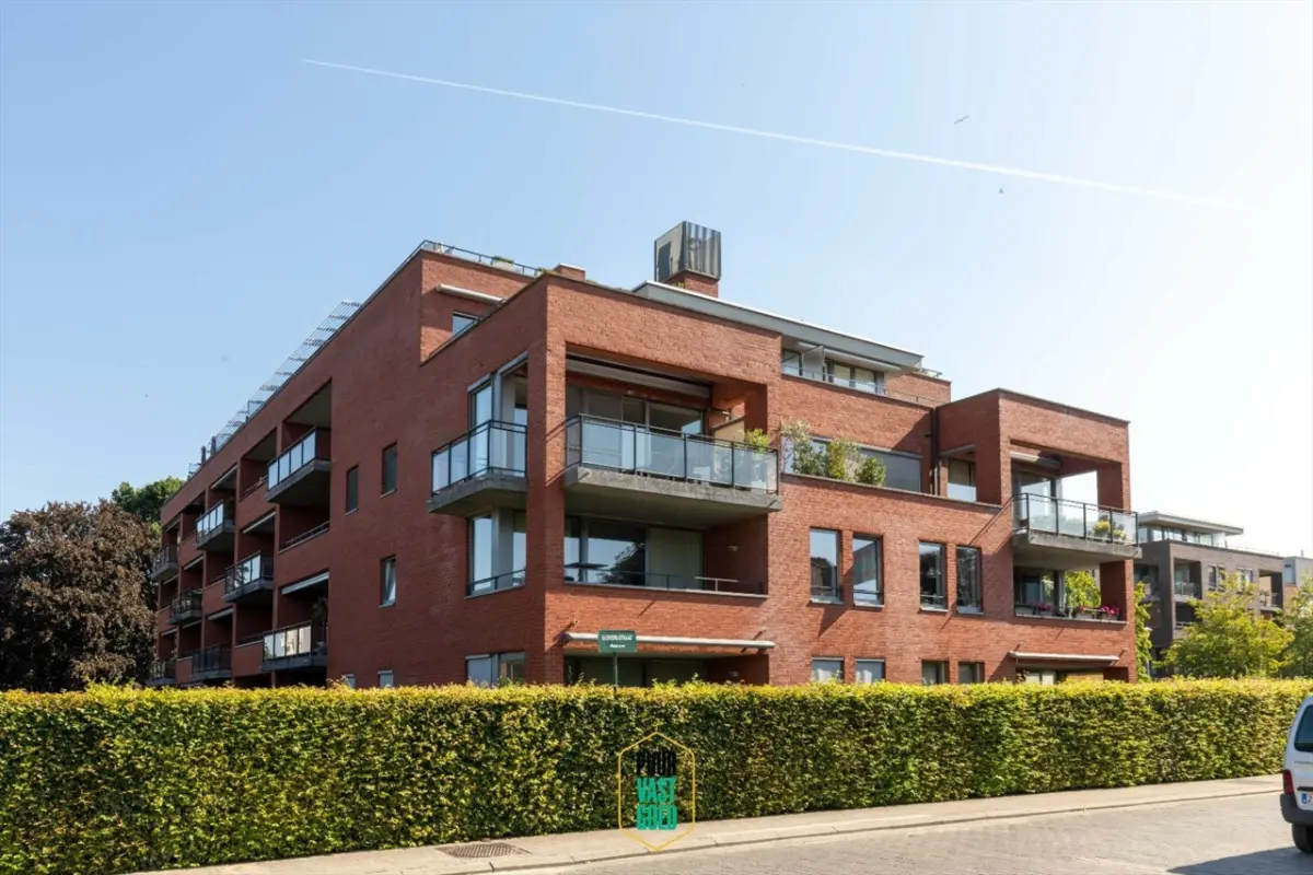 Appartement te  koop in Assebroek 8310 349000.00€ 2 slaapkamers 102.00m² - Zoekertje 820774
