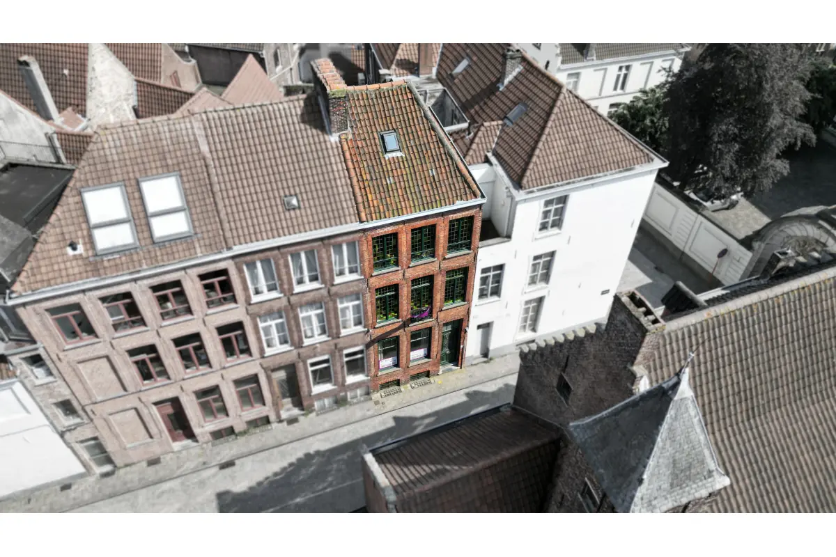 Appartementsgebouw te  koop in Brugge 8000 378600.00€ 8 slaapkamers 216.00m² - Zoekertje 820858