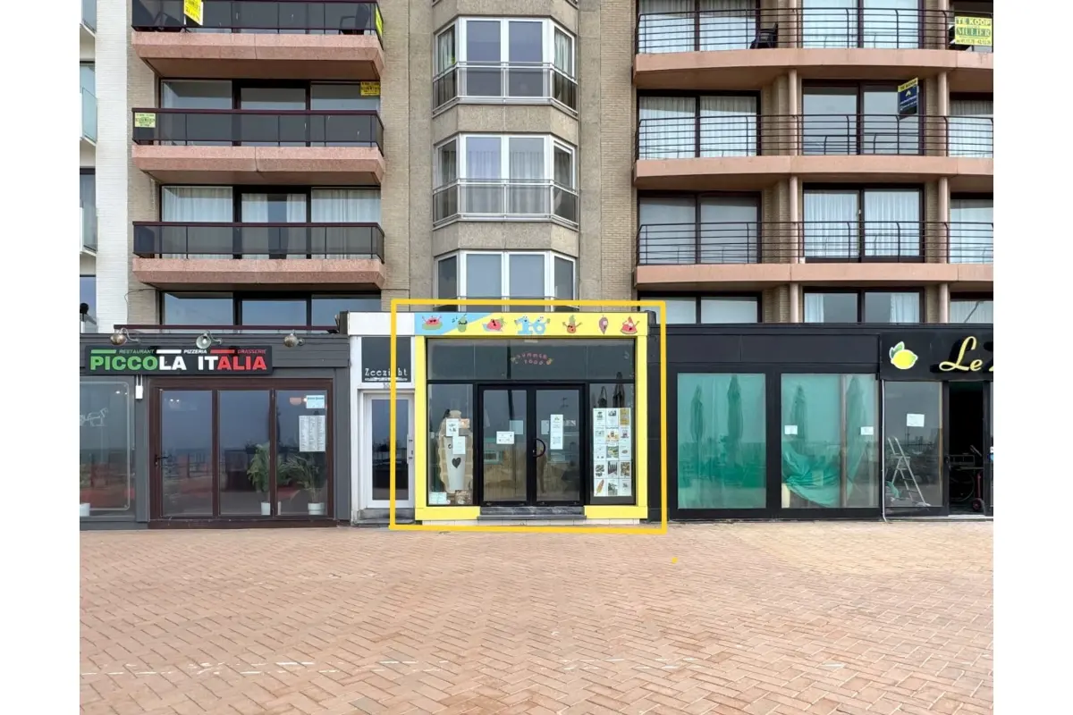 Handelszaak te  koop in De Panne 8660 245000.00€  slaapkamers m² - Zoekertje 822259