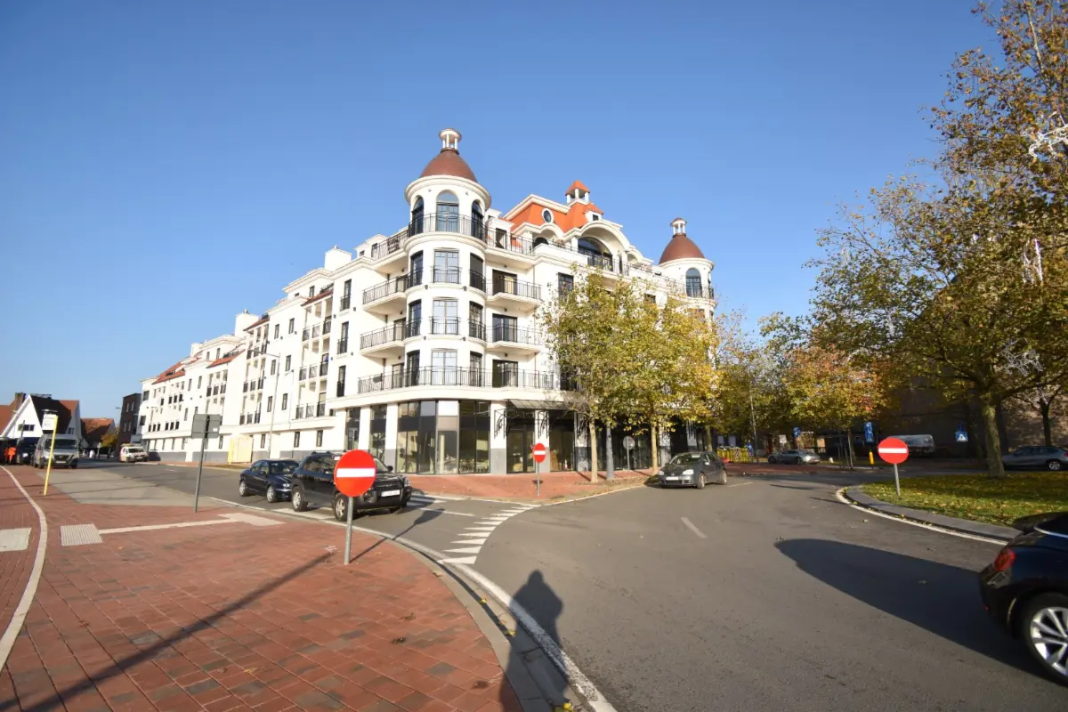 Parking & garage te  huur in Knokke 8300 180.00€  slaapkamers m² - Zoekertje 823152
