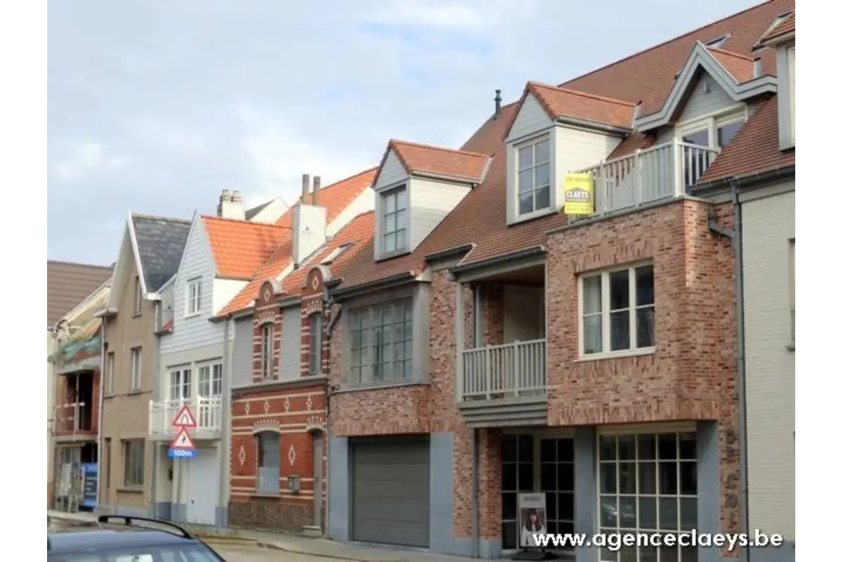Appartement te  koop in De Haan 8420 320000.00€ 2 slaapkamers m² - Zoekertje 823278