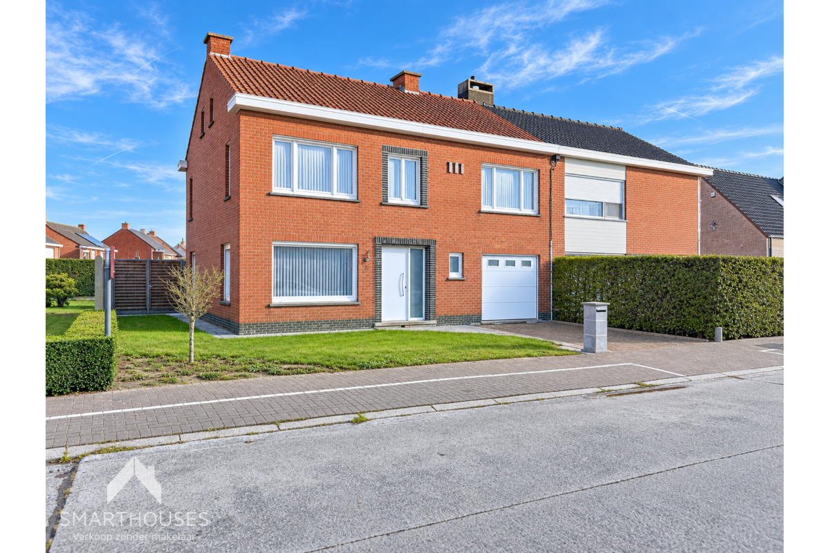Huis te  koop in Ooigem 8710 279000.00€ 4 slaapkamers m² - Zoekertje 823015