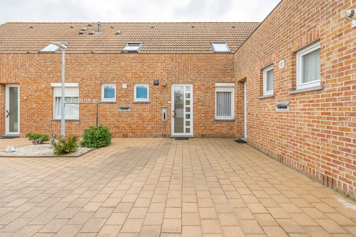 Appartement te  huur in Ledegem 8880 680.00€ 1 slaapkamers m² - Zoekertje 822871