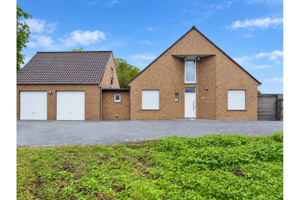 Villa te  koop in Wervik 8940 615000.00€ 5 slaapkamers 238.00m² - Zoekertje 822649