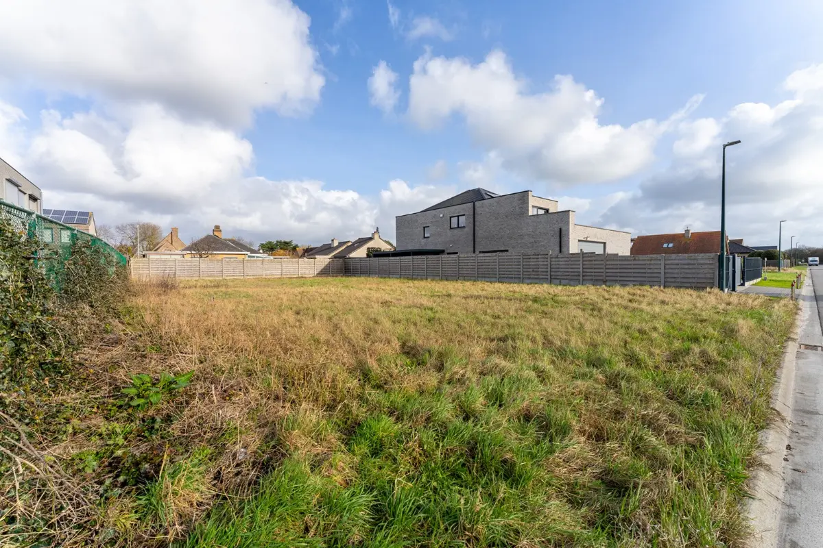 Grond te  koop in Bredene 8450 295000.00€  slaapkamers m² - Zoekertje 823961