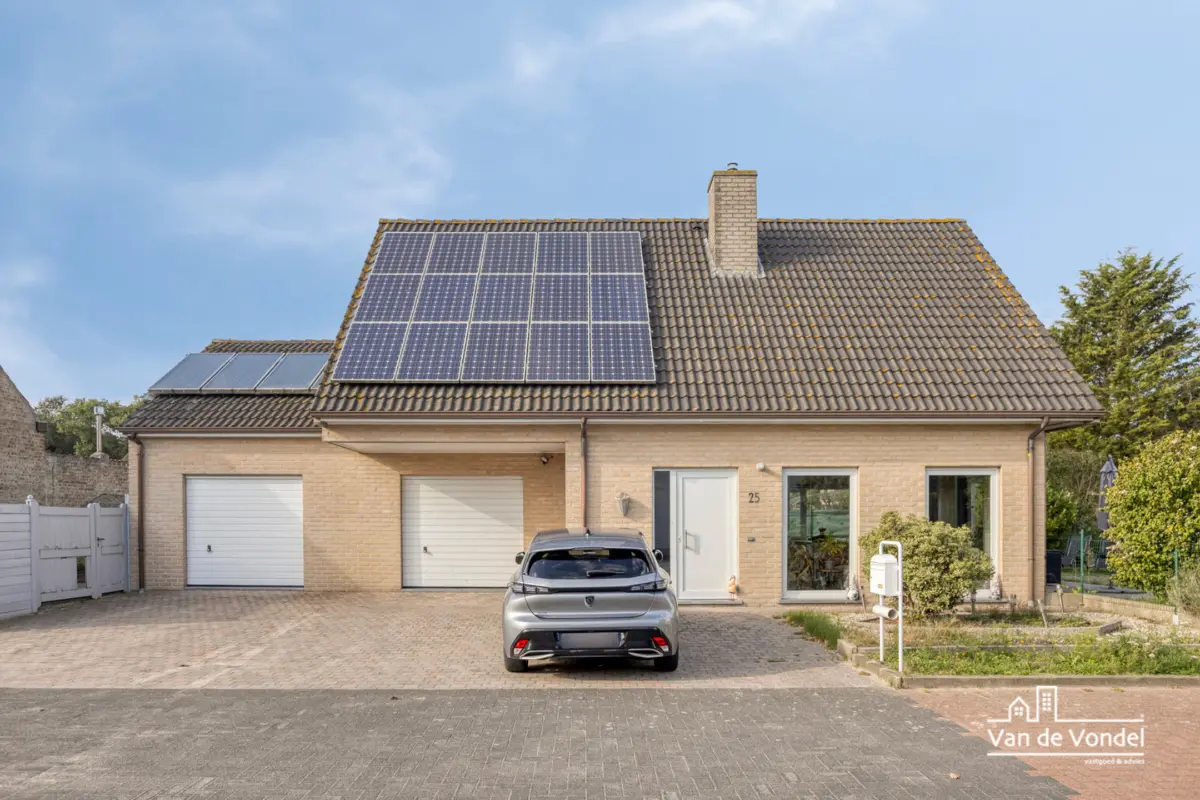 Villa te  koop in De Panne 8660 499000.00€ 3 slaapkamers 195.00m² - Zoekertje 824138