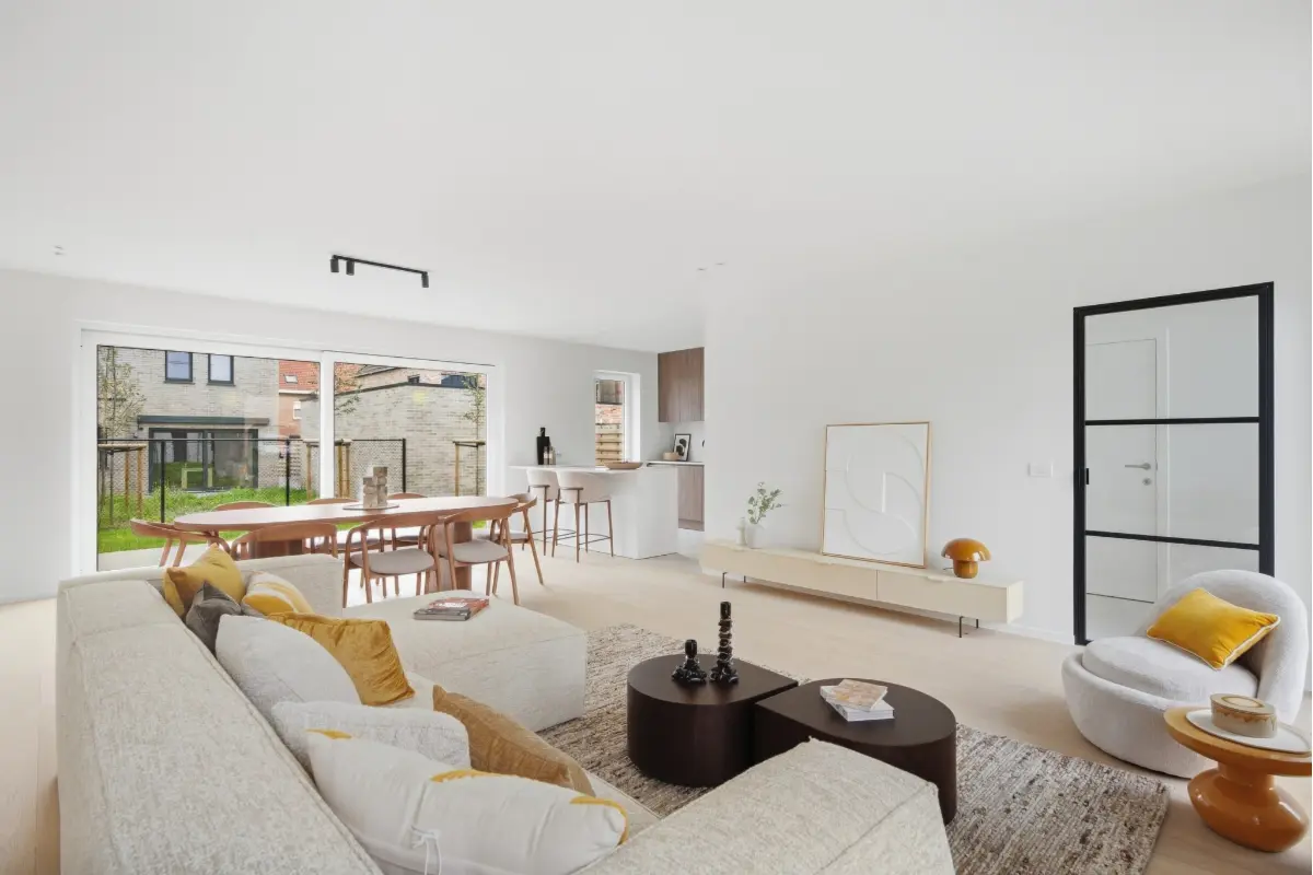 Huis te  koop in Sint-Michiels 8200 585000.00€ 4 slaapkamers 165.00m² - Zoekertje 824388