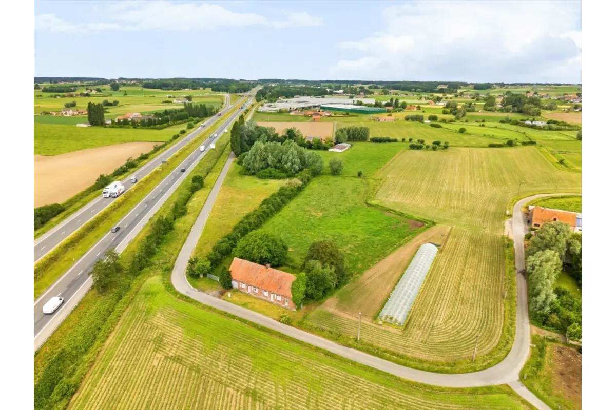 Huis te  koop in Beselare 8980 399000.00€  slaapkamers 169.00m² - Zoekertje 825657