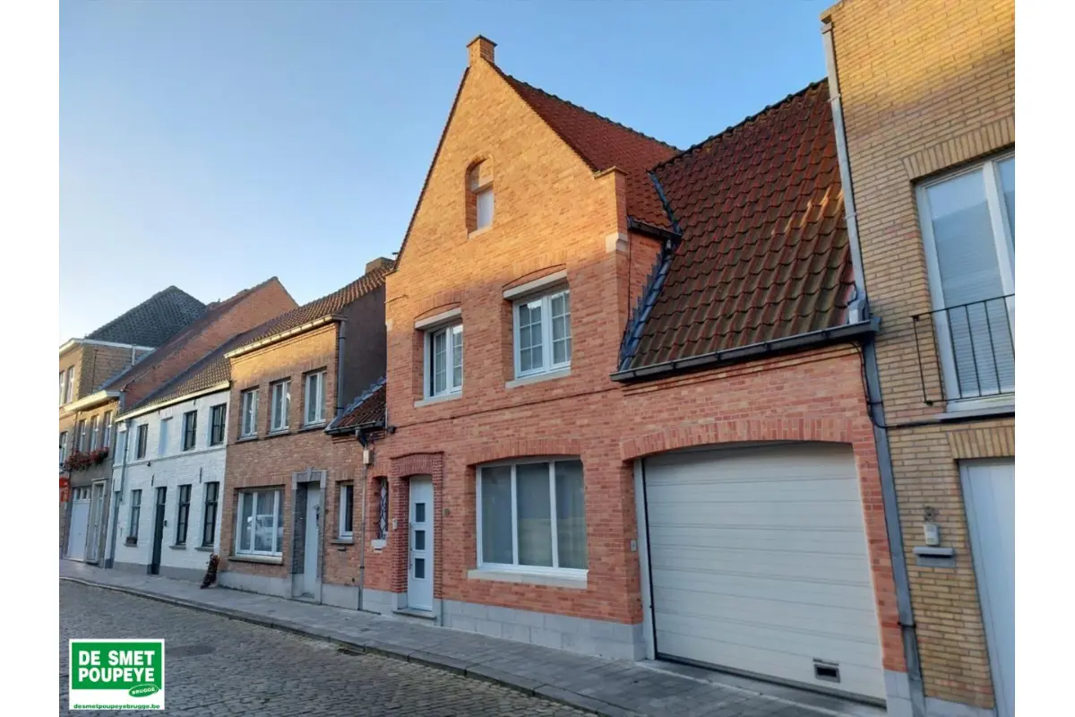Parking & garage te  huur in Brugge 8000 105.00€  slaapkamers m² - Zoekertje 825664