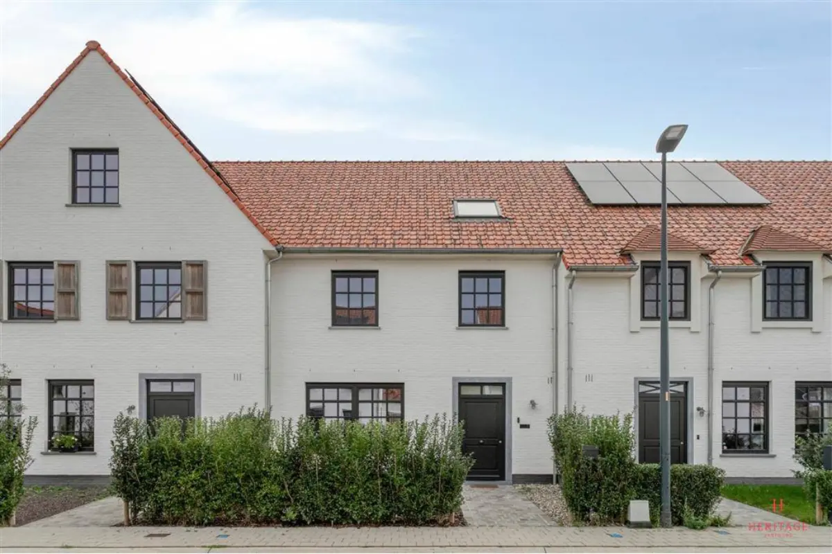 Huis te  koop in Harelbeke 8530 449000.00€ 4 slaapkamers 185.00m² - Zoekertje 826161