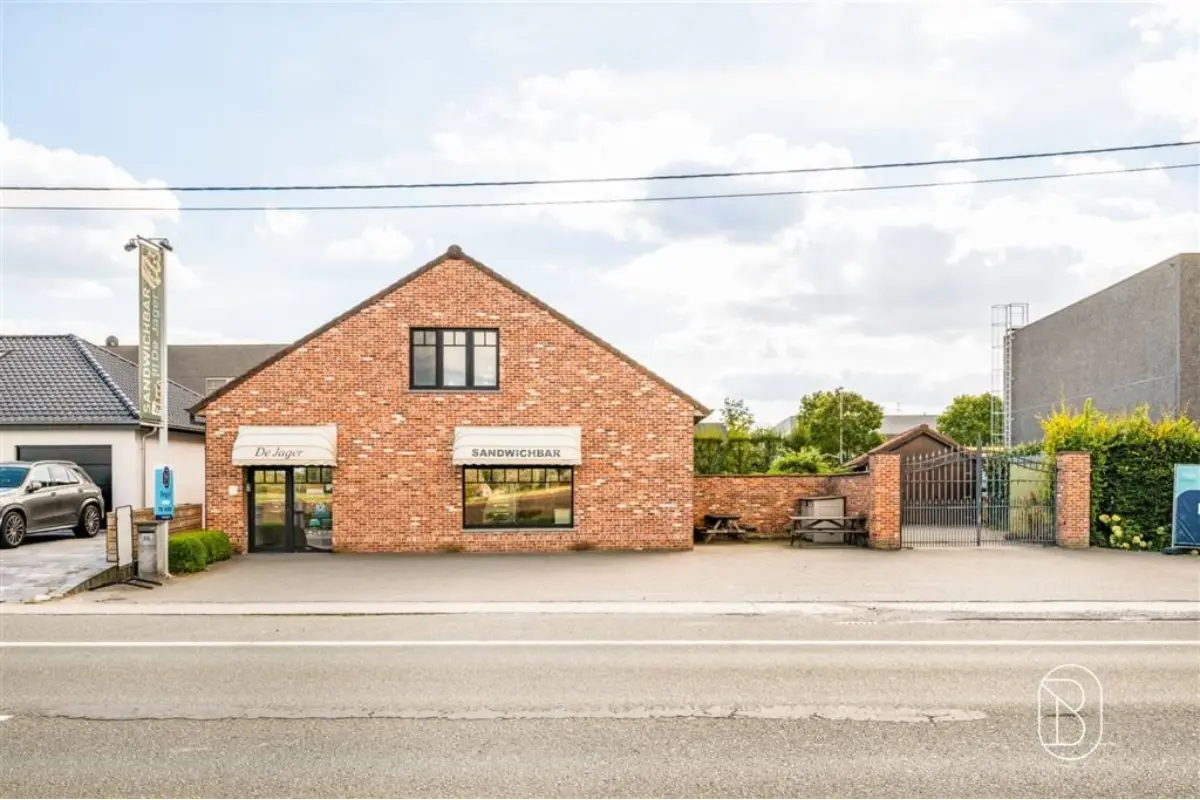 Handelszaak te  koop in Anzegem 8570 499000.00€ 1 slaapkamers 280.00m² - Zoekertje 825520