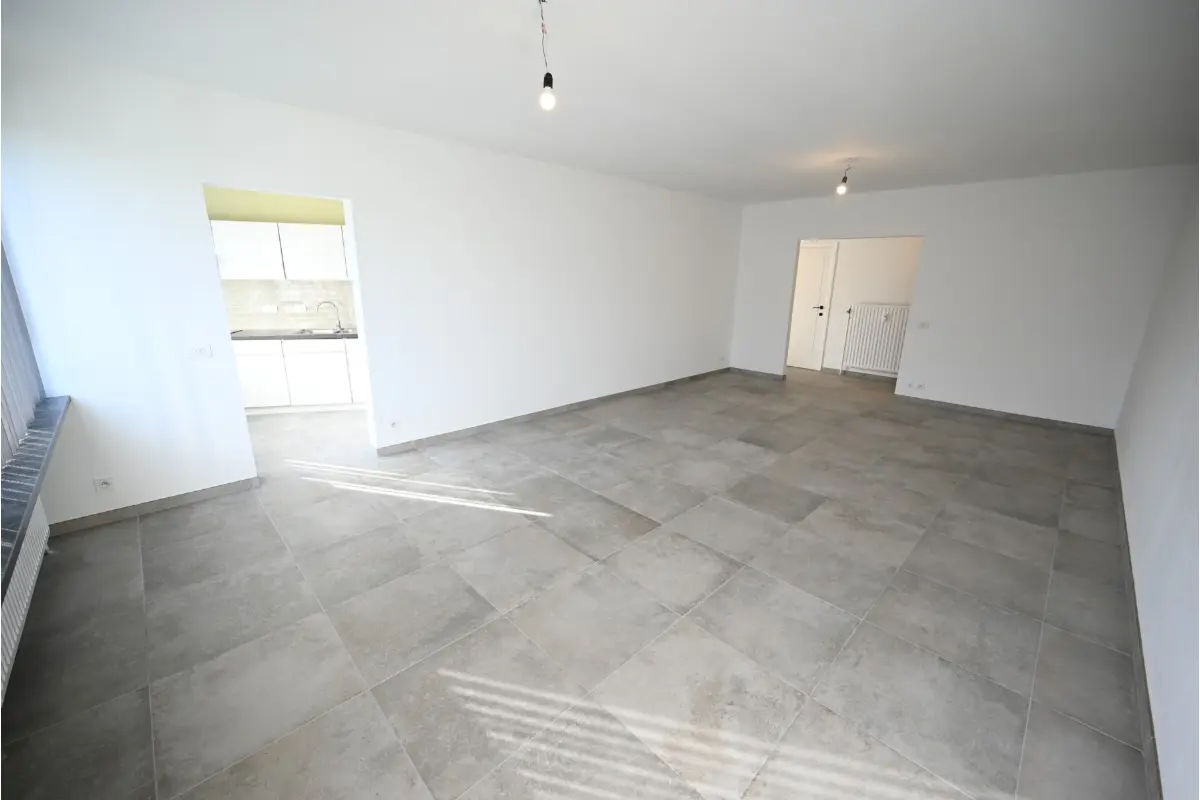 Appartement te  huur in Sint-Kruis 8310 900.00€ 2 slaapkamers m² - Zoekertje 826817