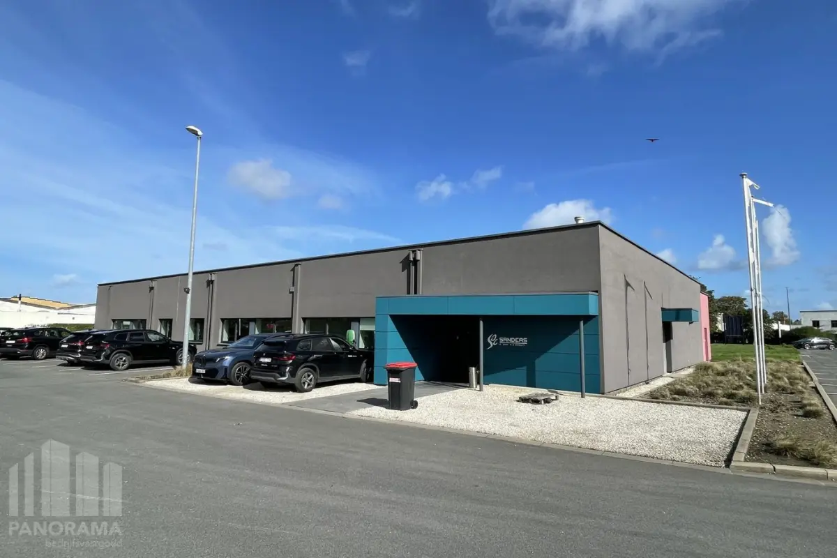 Handelszaak te  koop in Oostende 8400 0.00€  slaapkamers 600.00m² - Zoekertje 826761