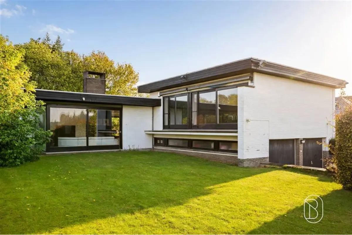 Villa te  koop in Aalbeke 8511 529000.00€ 3 slaapkamers 266.00m² - Zoekertje 826711