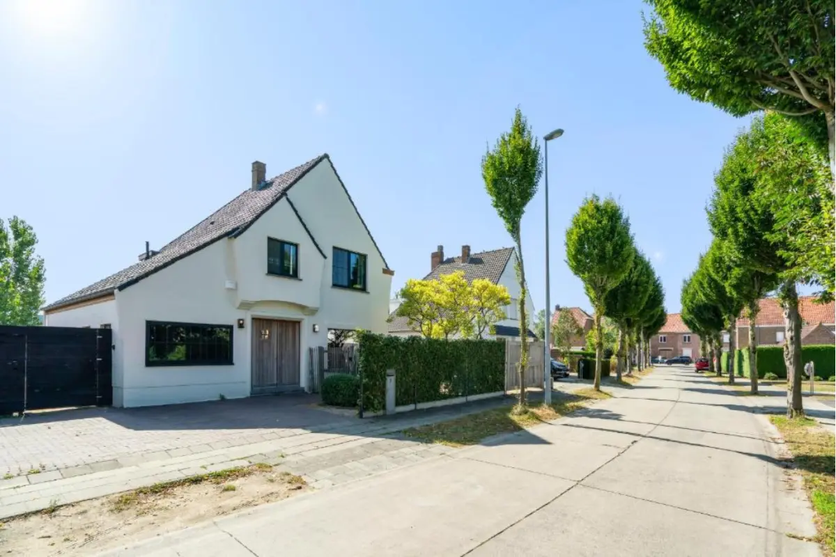 Huis te  koop in Loppem 8210 625000.00€ 3 slaapkamers m² - Zoekertje 827681