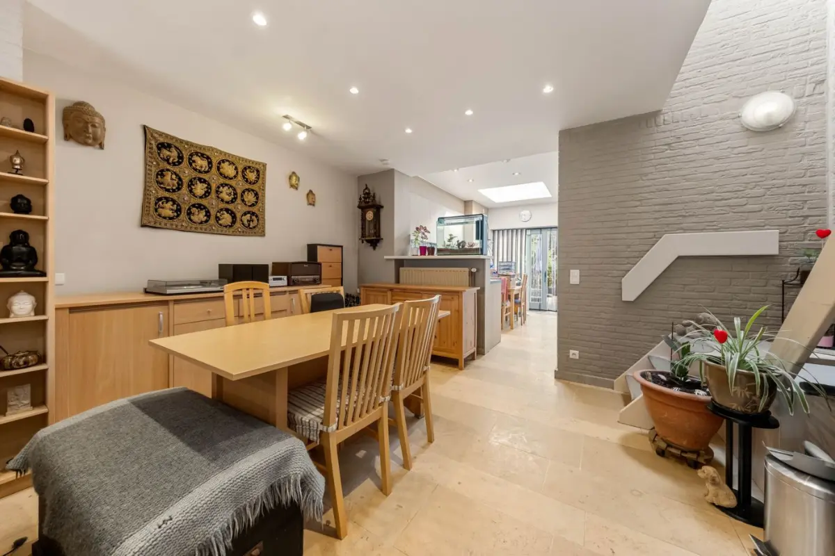 Huis te  koop in Roeselare 8800 199000.00€ 3 slaapkamers 120.00m² - Zoekertje 828510