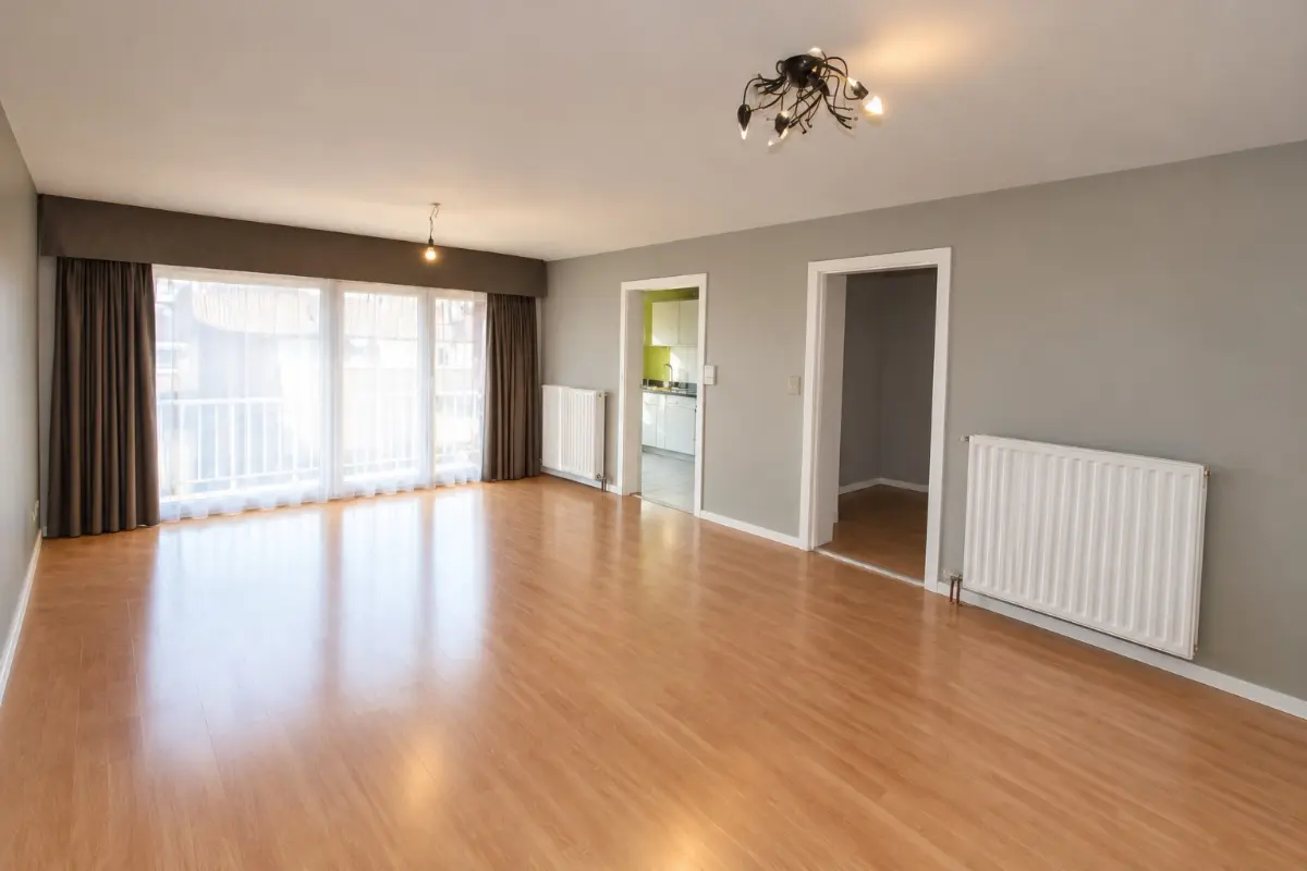 Appartement te  huur in Sint-Kruis 8310 825.00€ 3 slaapkamers m² - Zoekertje 828652