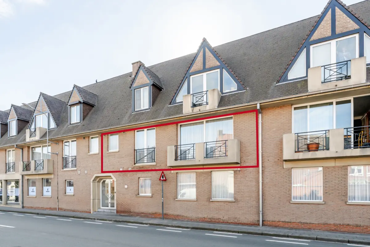 Appartement te  koop in Tielt 8700 198000.00€ 2 slaapkamers 108.00m² - Zoekertje 828838