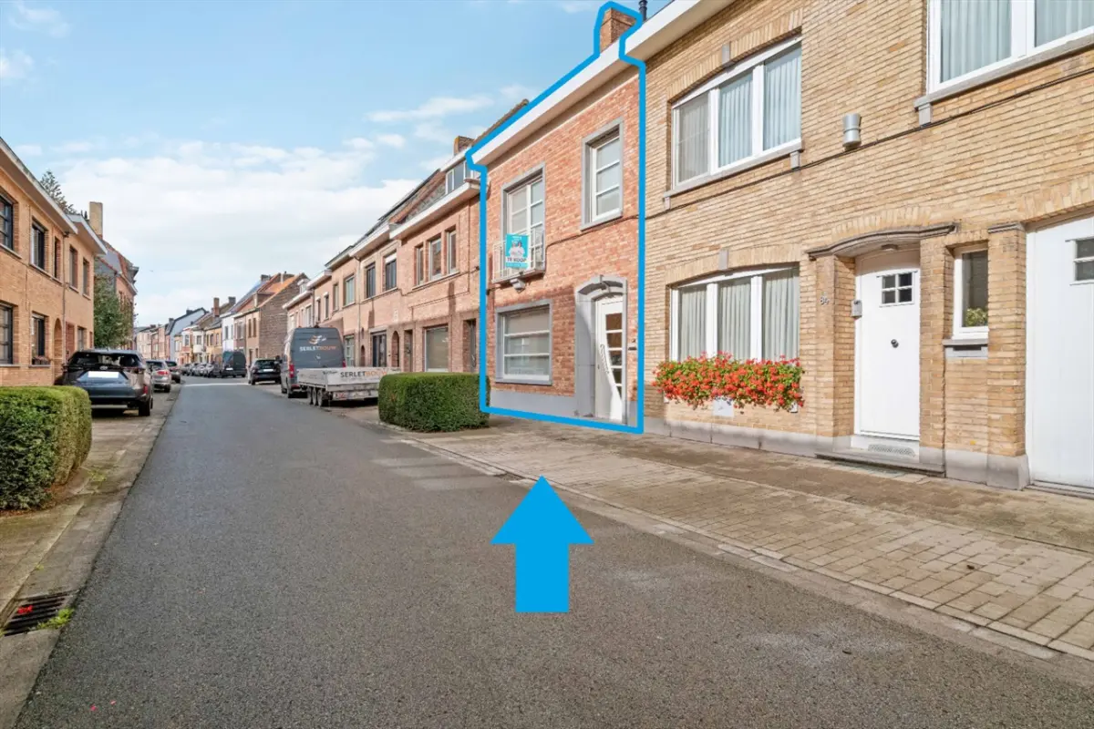 Huis te  koop in Sint-Kruis 8310 299000.00€ 3 slaapkamers 180.00m² - Zoekertje 829834