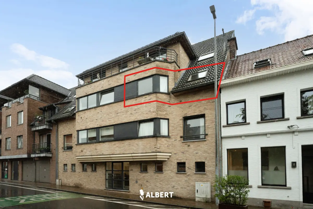 Appartement te  koop in Roeselare 8800 185000.00€ 1 slaapkamers 82.00m² - Zoekertje 829405
