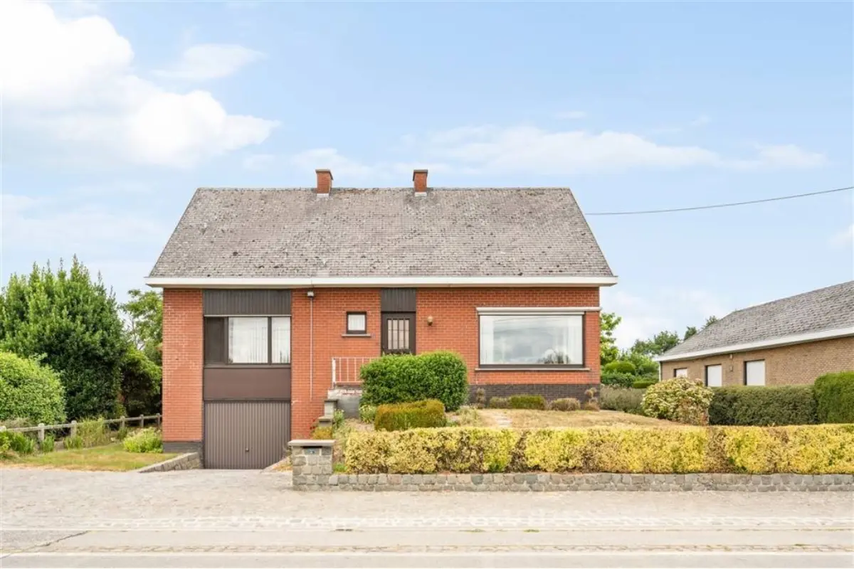 Huis te  koop in Anzegem 8570 349000.00€ 4 slaapkamers 200.00m² - Zoekertje 829533