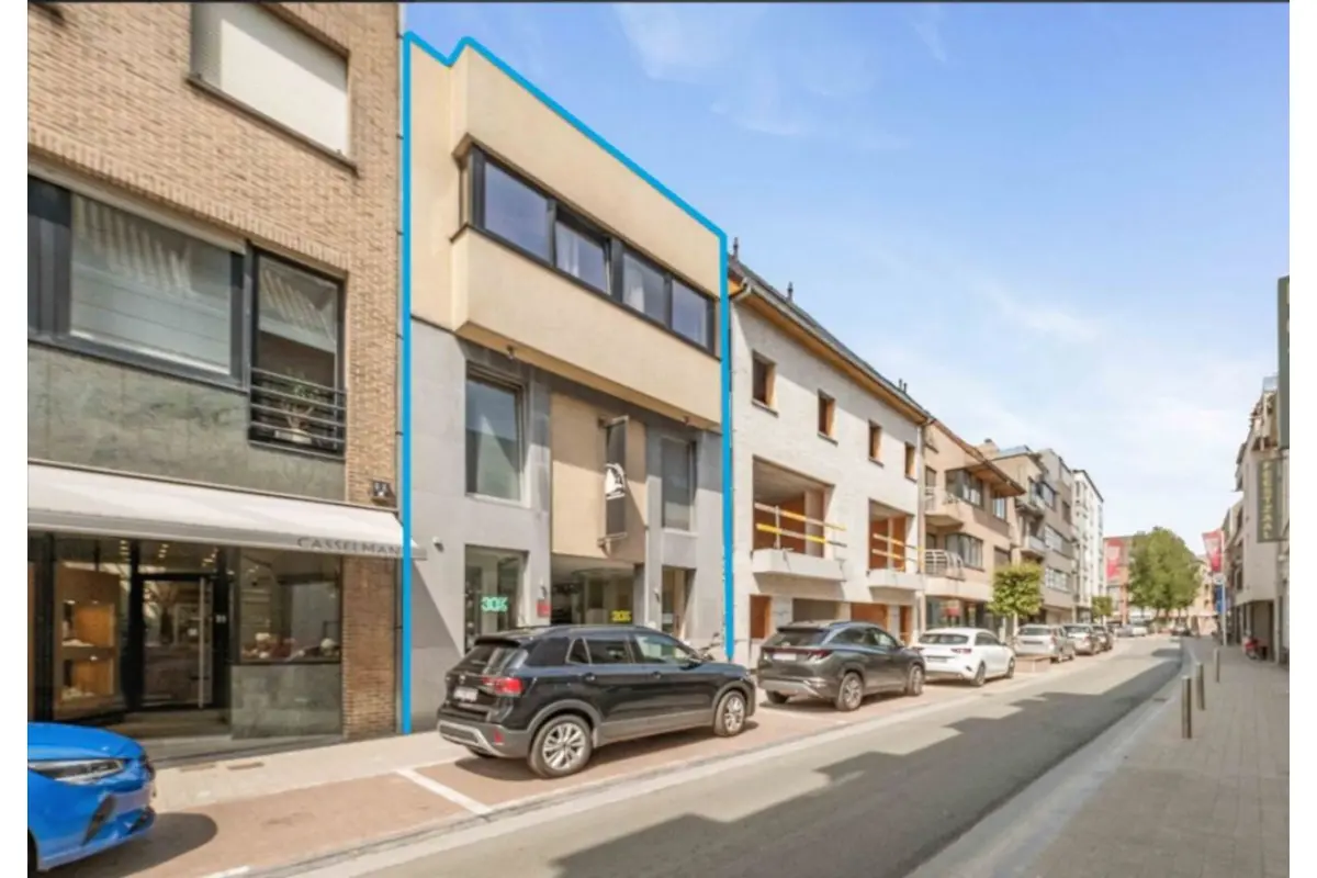 Huis te  koop in Gistel 8470 349000.00€  slaapkamers 361.00m² - Zoekertje 830978