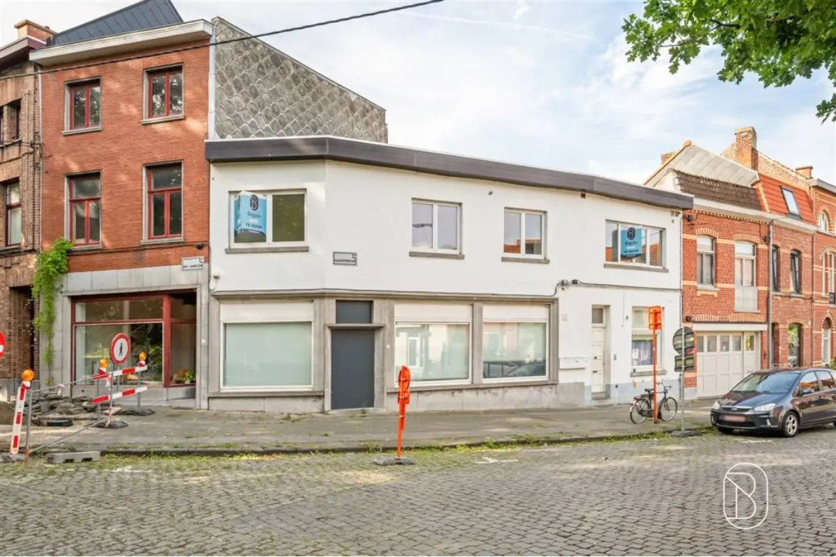 Huis te  koop in Kortrijk 8500 375000.00€ 4 slaapkamers 120.00m² - Zoekertje 830457