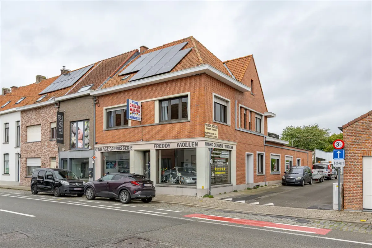 Huis te  koop in Wevelgem 8560 549000.00€ 3 slaapkamers 312.00m² - Zoekertje 830611