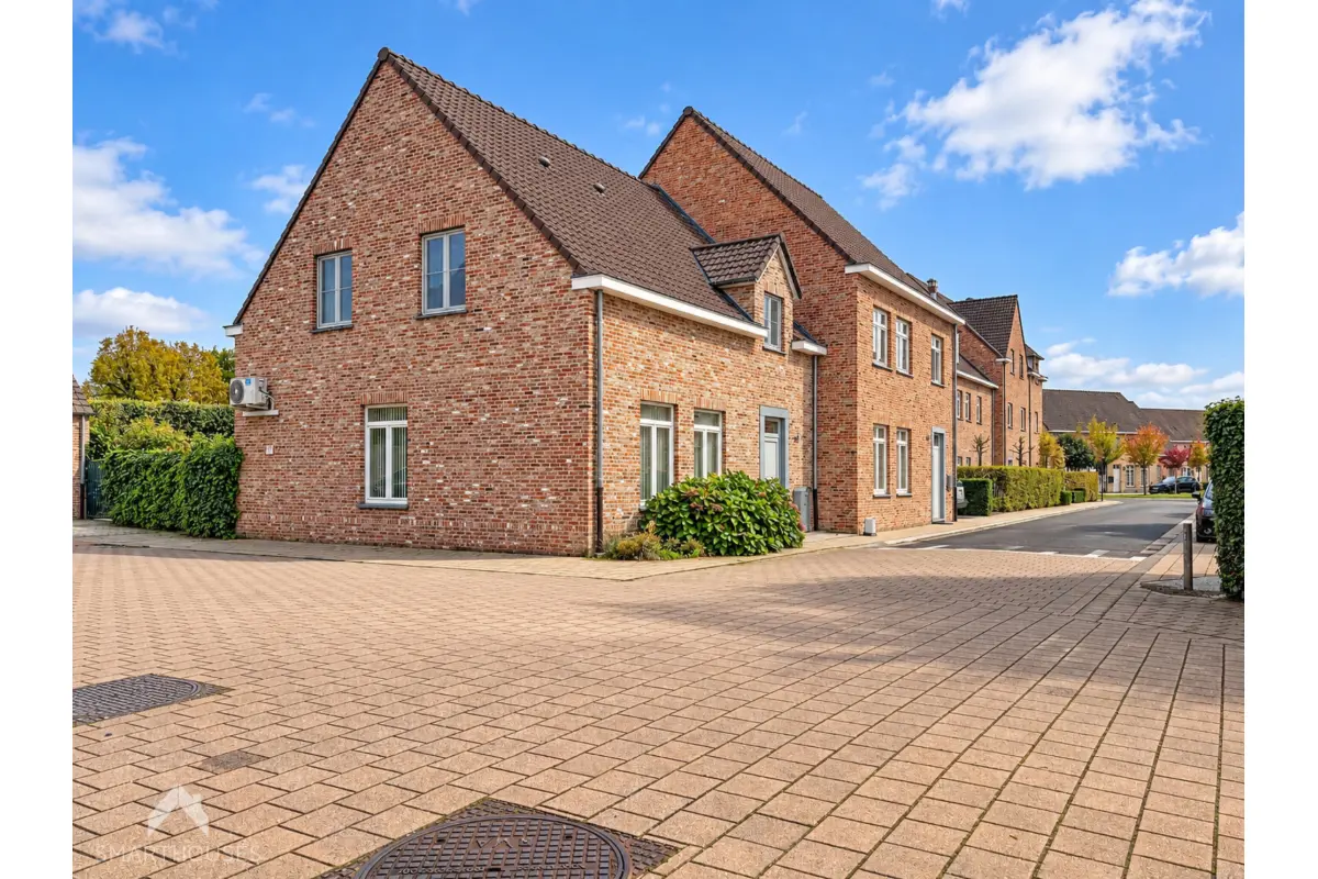 Huis te  koop in Waregem 8790 419000.00€ 3 slaapkamers 168.00m² - Zoekertje 831237