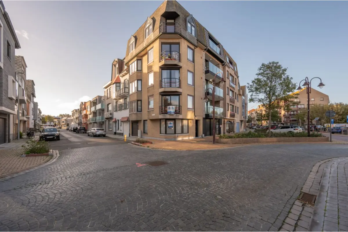Appartement te  koop in Wenduine 8420 340000.00€ 2 slaapkamers 70.00m² - Zoekertje 831848