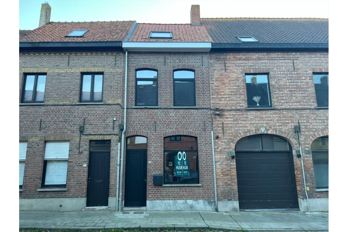 Huis te  huur in Vlamertinge 8908 790.00€ 3 slaapkamers 105.00m² - Zoekertje 832340